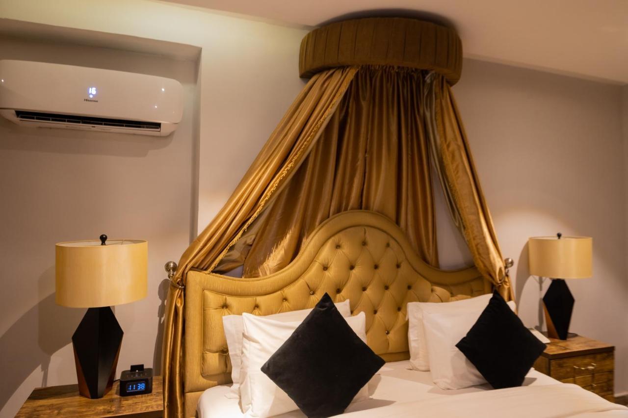 Villa Monument Hotel Aliayabiagba Eksteriør bilde